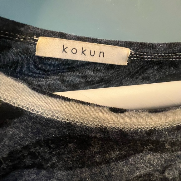 Kokun long sleeve shirt animal print size medium/large - Picture 3 of 4